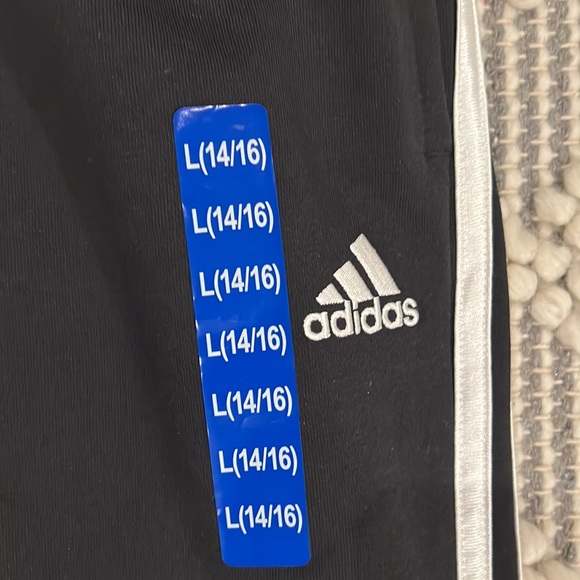Adidas’s boys joggers - Picture 2 of 7